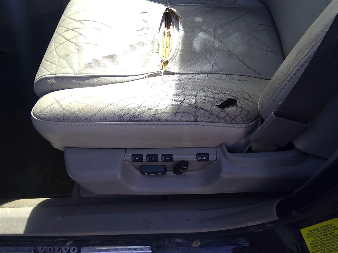 https://f005.backblazeb2.com/file/img-partshotlines-com/Inventory/SW52/Vehicle/20525_03.jpg