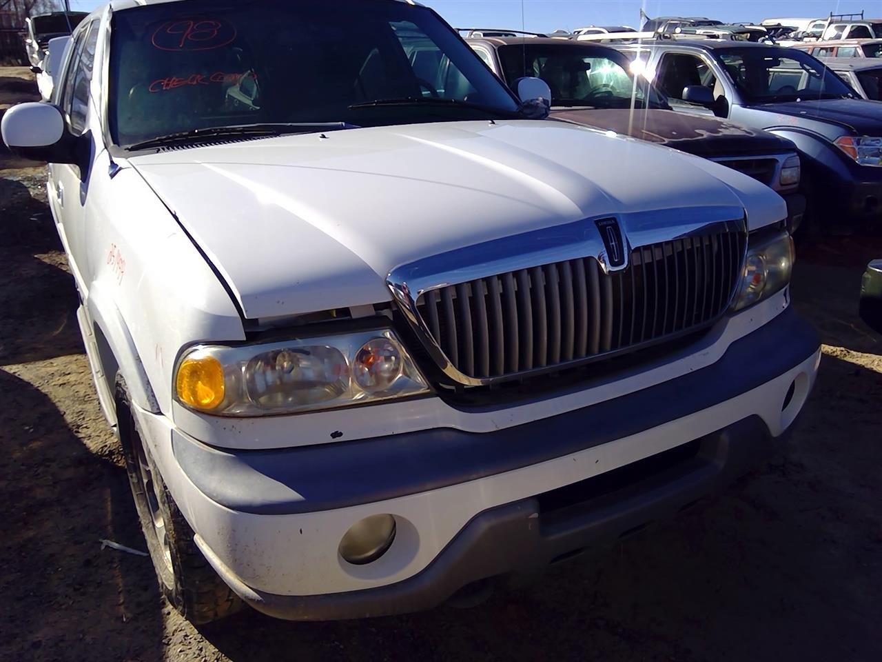 https://f005.backblazeb2.com/file/img-partshotlines-com/Inventory/SW52/Vehicle/20527_07.jpg