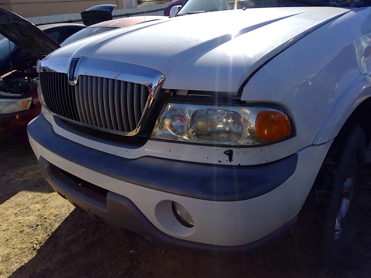 https://f005.backblazeb2.com/file/img-partshotlines-com/Inventory/SW52/Vehicle/20527_09.jpg