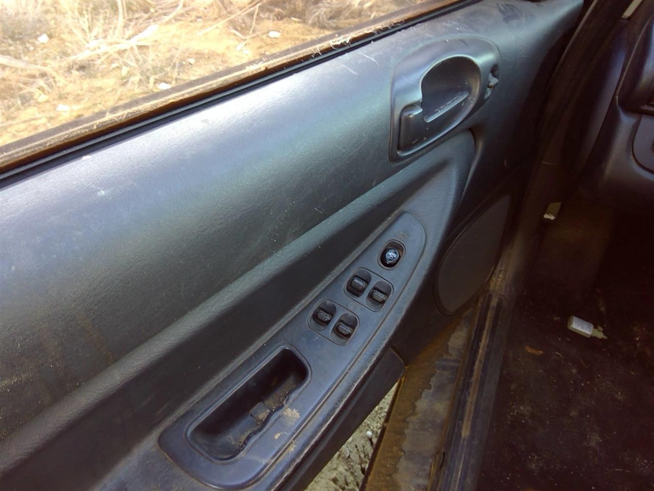 https://f005.backblazeb2.com/file/img-partshotlines-com/Inventory/SW52/Vehicle/20531_02.jpg
