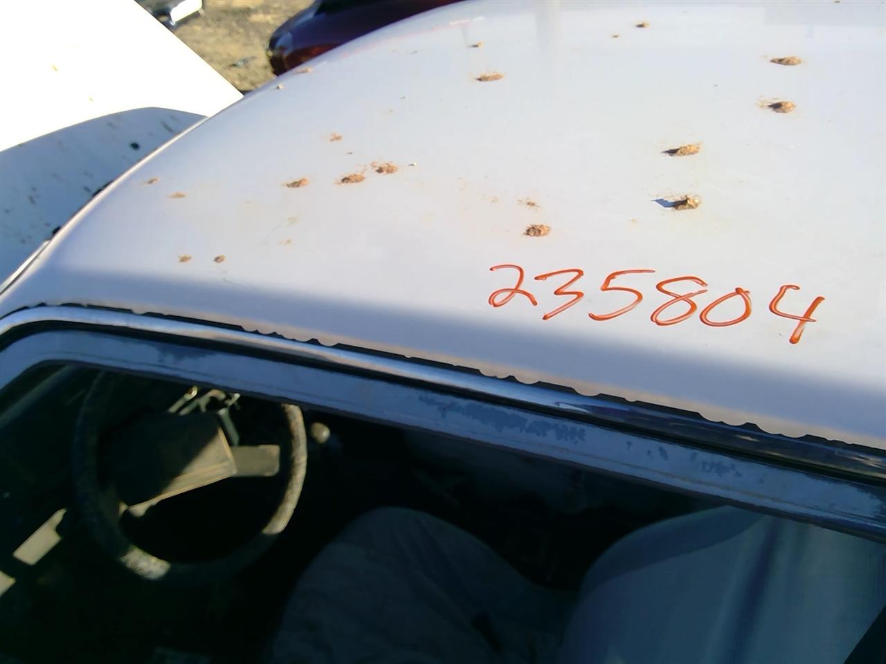 https://f005.backblazeb2.com/file/img-partshotlines-com/Inventory/SW52/Vehicle/20537_02.jpg