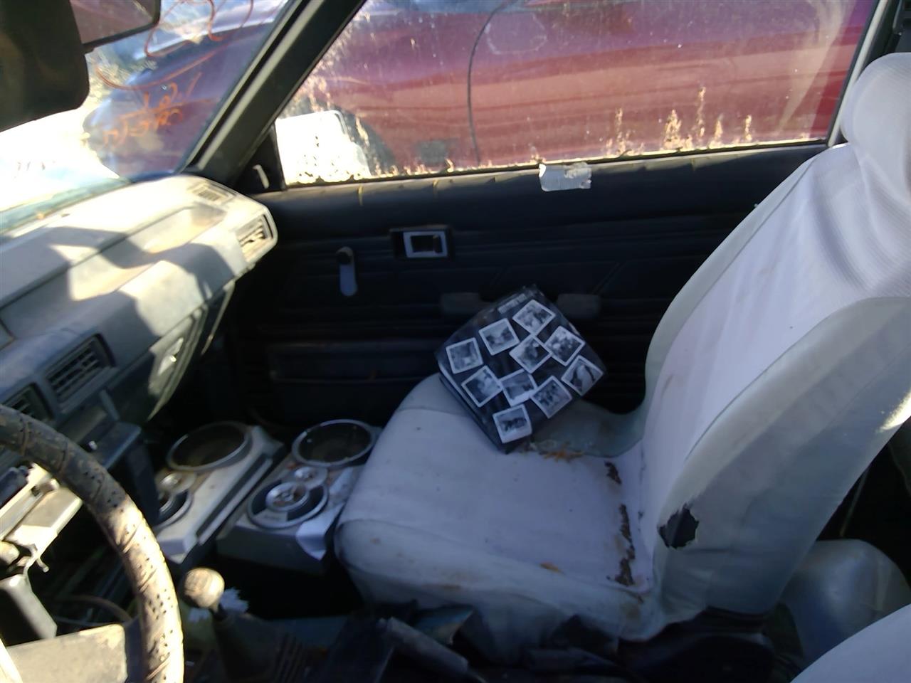 https://f005.backblazeb2.com/file/img-partshotlines-com/Inventory/SW52/Vehicle/20537_03.jpg