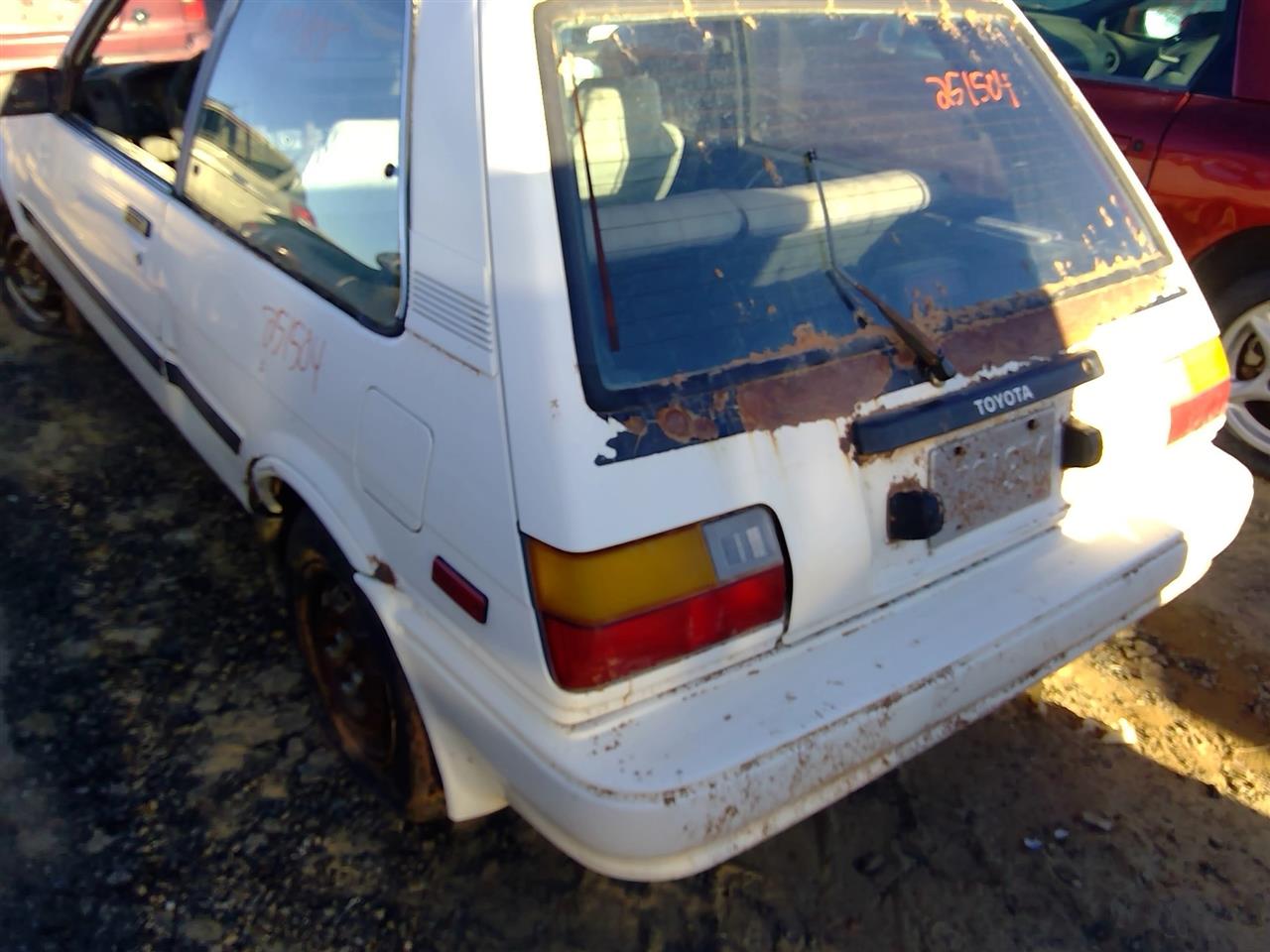 https://f005.backblazeb2.com/file/img-partshotlines-com/Inventory/SW52/Vehicle/20537_10.jpg