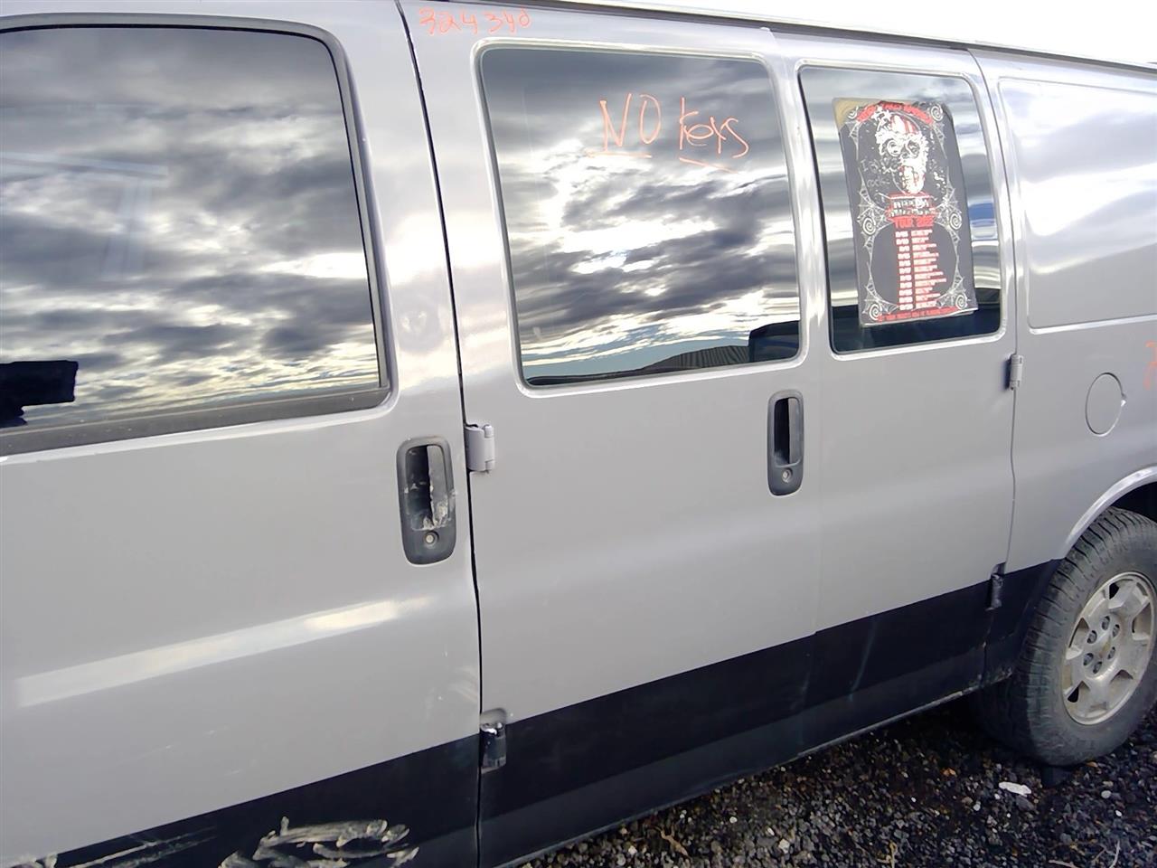 https://f005.backblazeb2.com/file/img-partshotlines-com/Inventory/SW52/Vehicle/20549_11.jpg