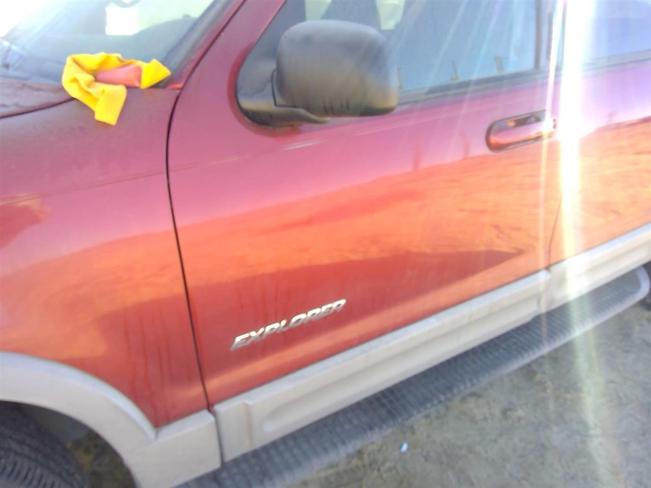 https://f005.backblazeb2.com/file/img-partshotlines-com/Inventory/SW52/Vehicle/20572_09.jpg