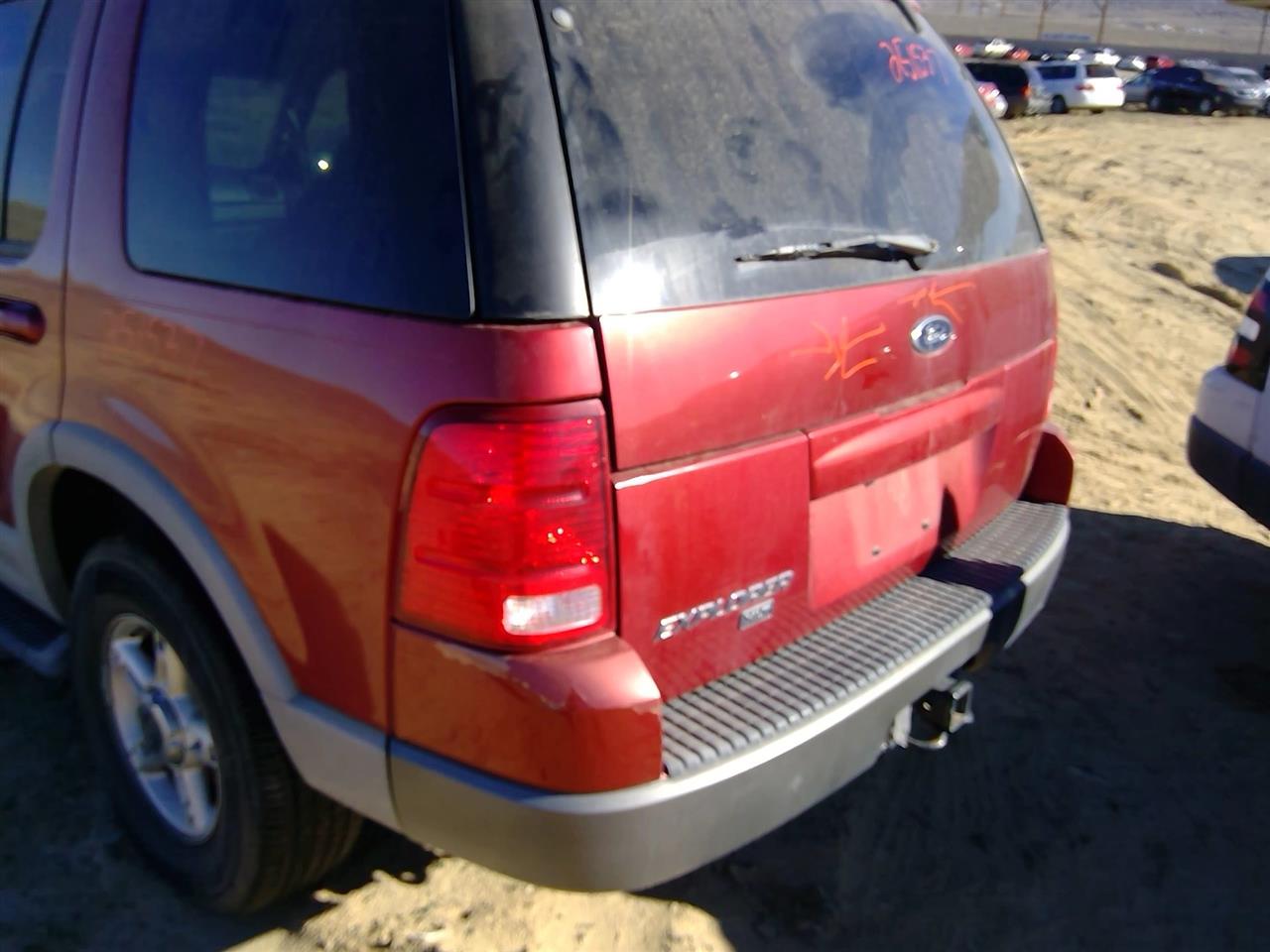 https://f005.backblazeb2.com/file/img-partshotlines-com/Inventory/SW52/Vehicle/20572_12.jpg