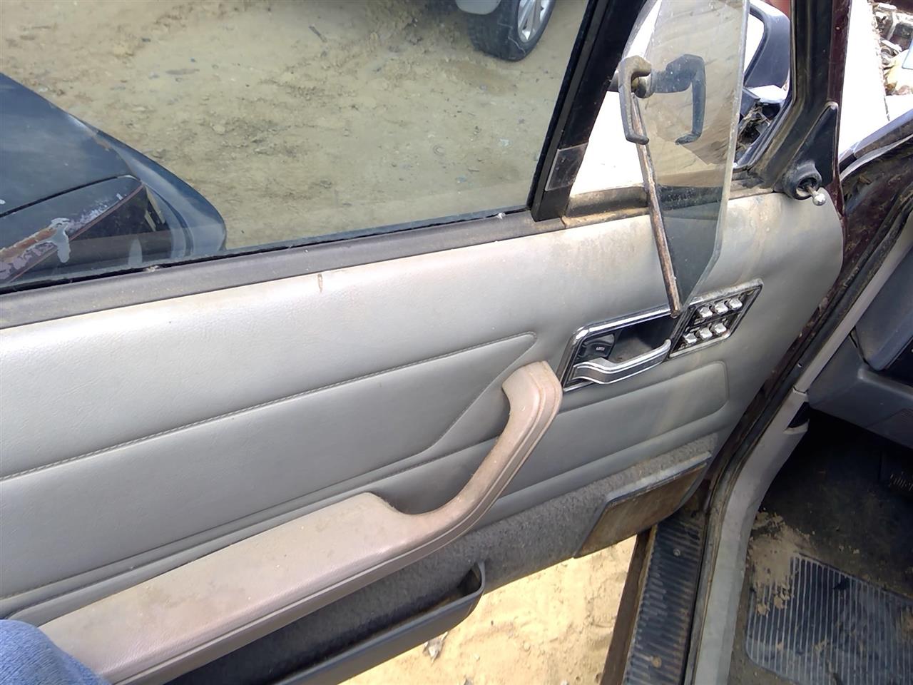 https://f005.backblazeb2.com/file/img-partshotlines-com/Inventory/SW52/Vehicle/20578_02.jpg