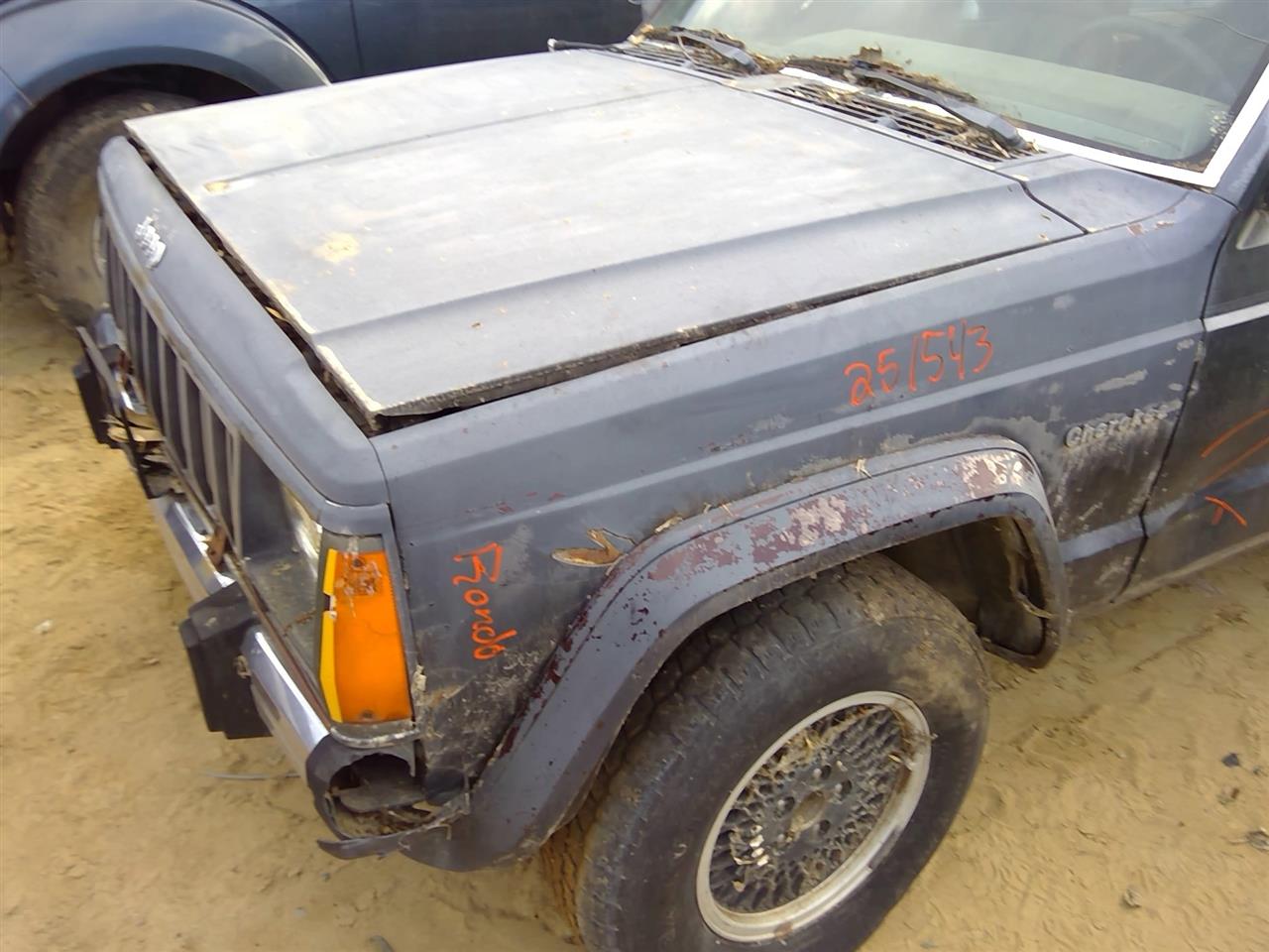 https://f005.backblazeb2.com/file/img-partshotlines-com/Inventory/SW52/Vehicle/20578_10.jpg