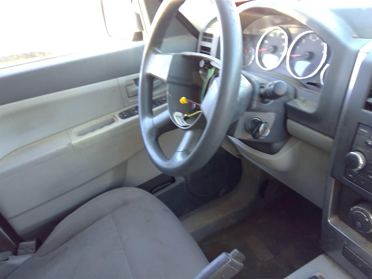 https://f005.backblazeb2.com/file/img-partshotlines-com/Inventory/SW52/Vehicle/20586_02.jpg