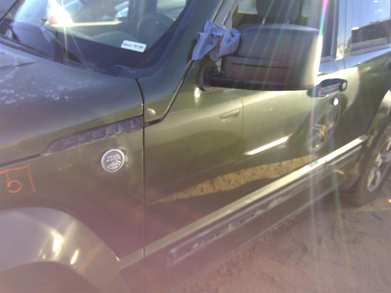 https://f005.backblazeb2.com/file/img-partshotlines-com/Inventory/SW52/Vehicle/20586_10.jpg