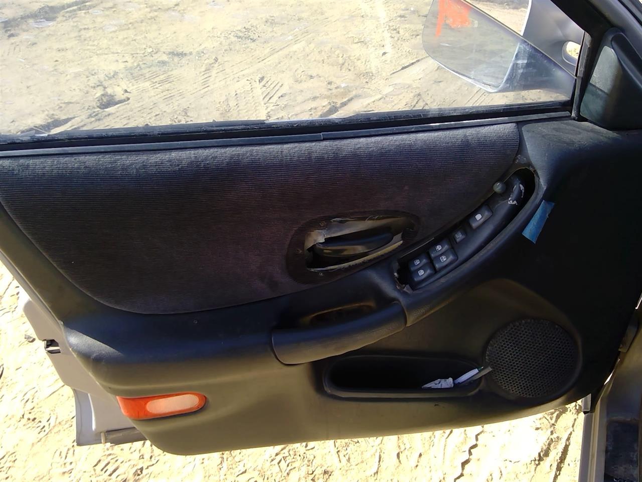 https://f005.backblazeb2.com/file/img-partshotlines-com/Inventory/SW52/Vehicle/20594_02.jpg