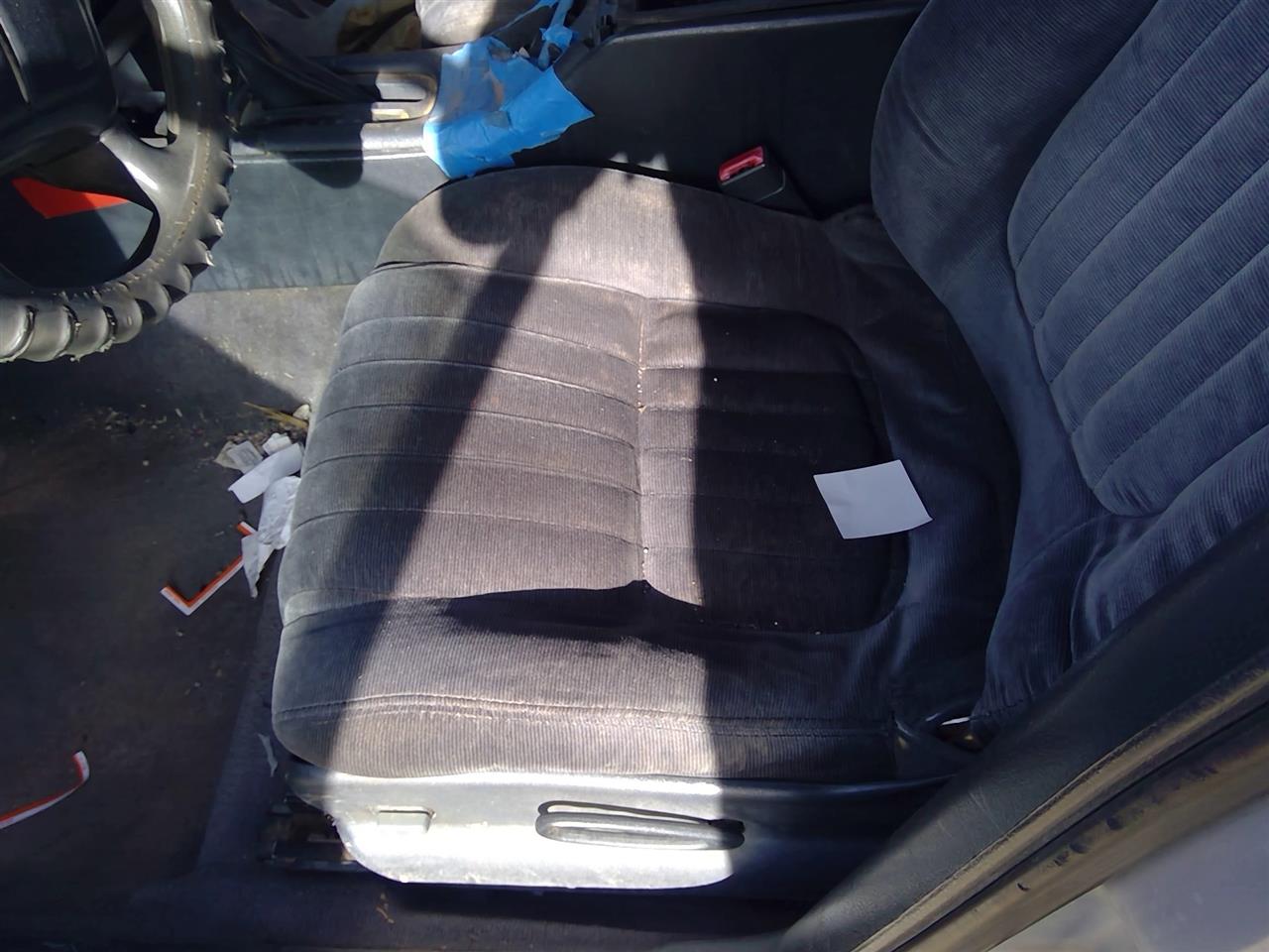 https://f005.backblazeb2.com/file/img-partshotlines-com/Inventory/SW52/Vehicle/20594_03.jpg