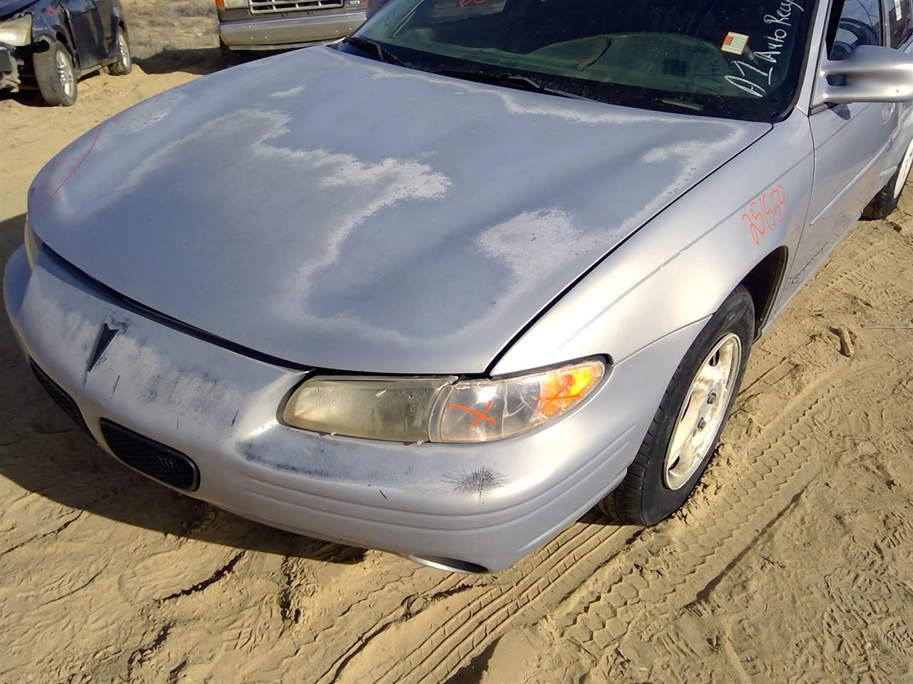 https://f005.backblazeb2.com/file/img-partshotlines-com/Inventory/SW52/Vehicle/20594_08.jpg