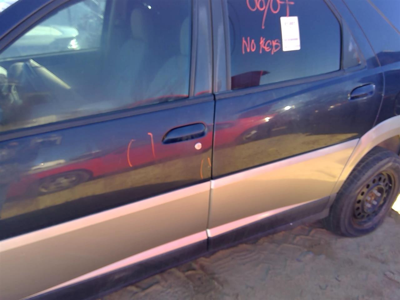 https://f005.backblazeb2.com/file/img-partshotlines-com/Inventory/SW52/Vehicle/20596_12.jpg