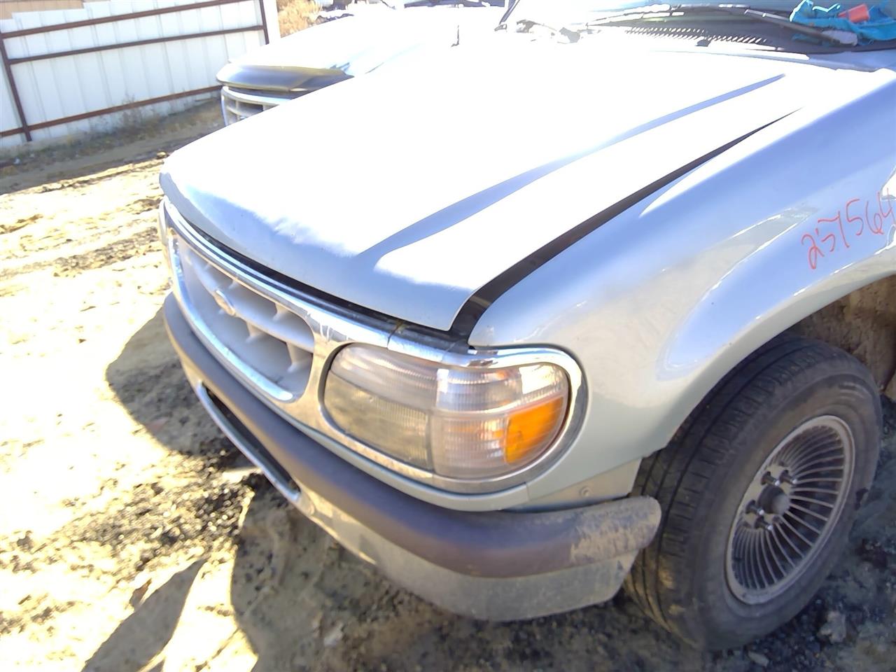 https://f005.backblazeb2.com/file/img-partshotlines-com/Inventory/SW52/Vehicle/20600_08.jpg
