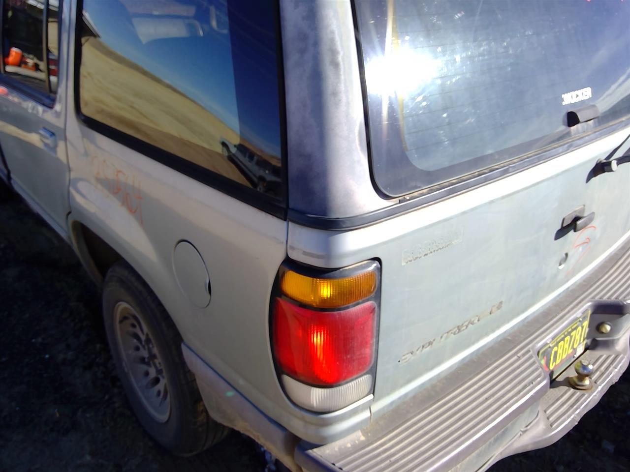 https://f005.backblazeb2.com/file/img-partshotlines-com/Inventory/SW52/Vehicle/20600_13.jpg