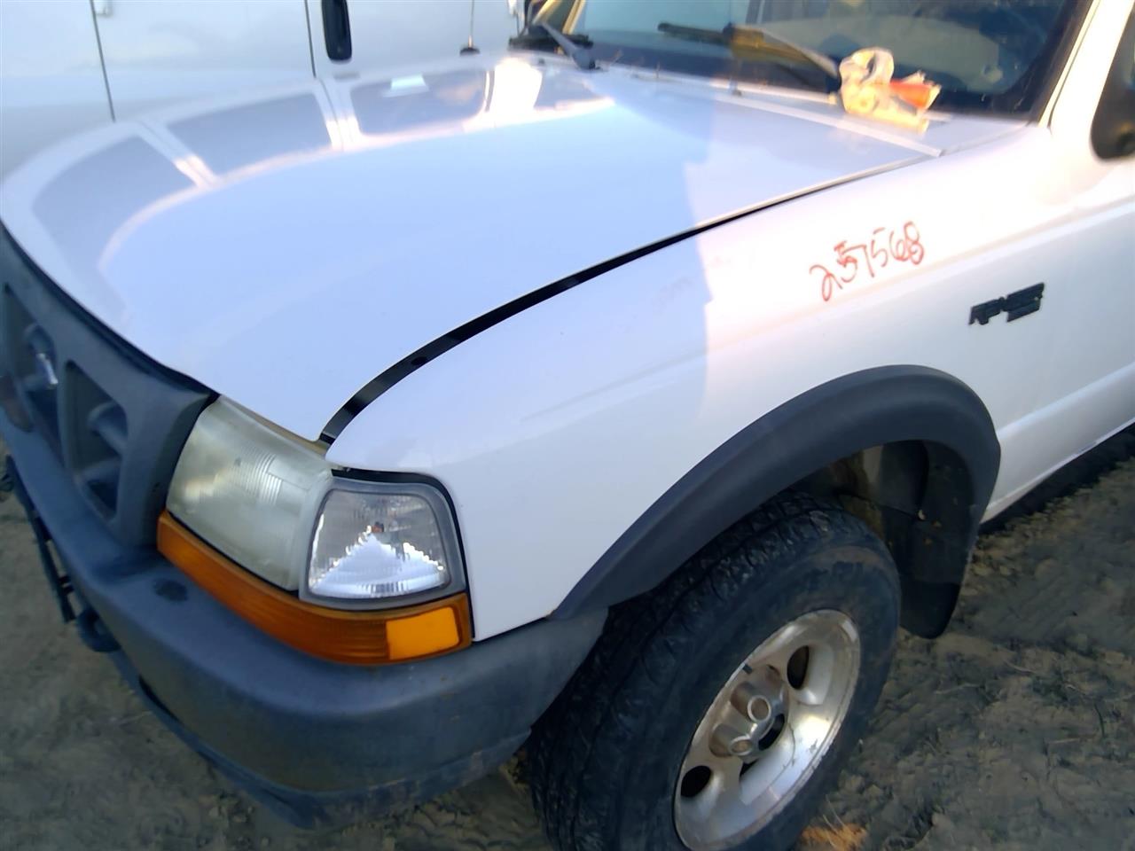 https://f005.backblazeb2.com/file/img-partshotlines-com/Inventory/SW52/Vehicle/20604_08.jpg