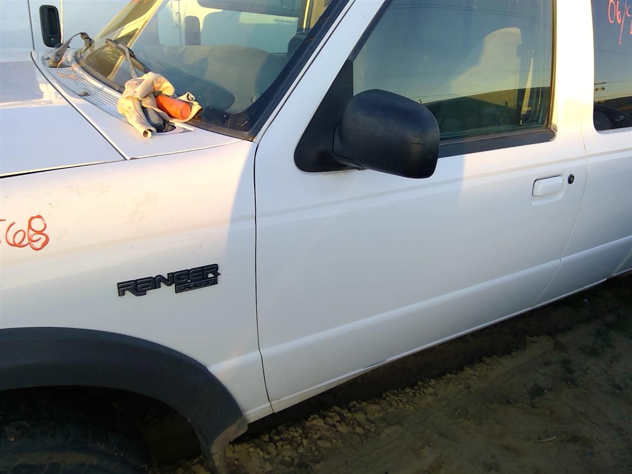 https://f005.backblazeb2.com/file/img-partshotlines-com/Inventory/SW52/Vehicle/20604_09.jpg