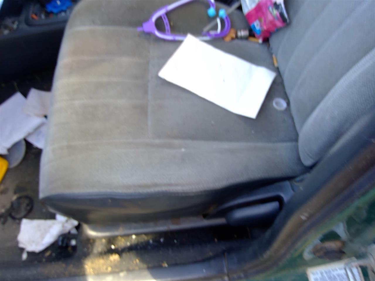 https://f005.backblazeb2.com/file/img-partshotlines-com/Inventory/SW52/Vehicle/20624_03.jpg