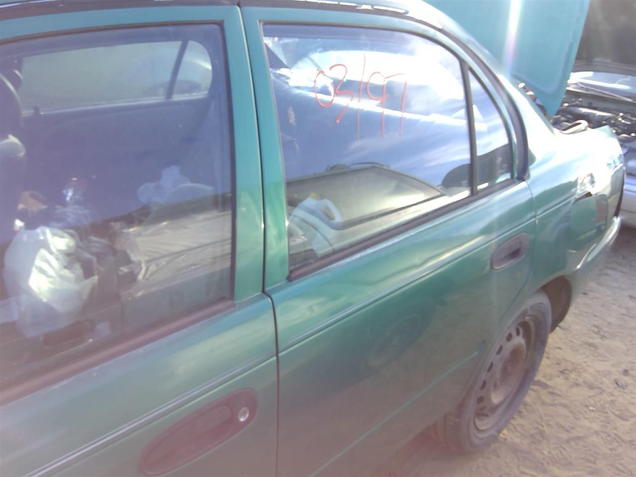 https://f005.backblazeb2.com/file/img-partshotlines-com/Inventory/SW52/Vehicle/20624_11.jpg