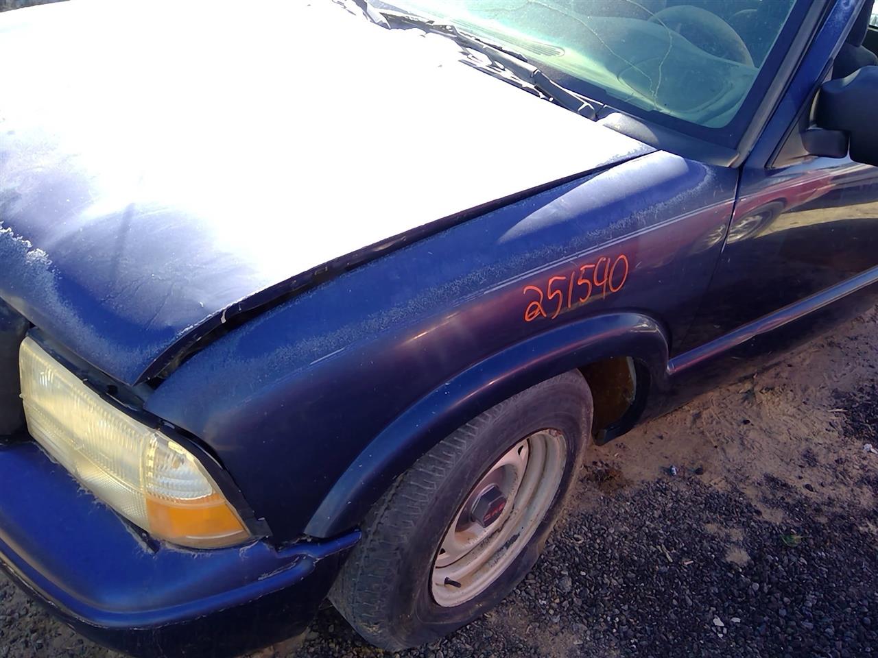 https://f005.backblazeb2.com/file/img-partshotlines-com/Inventory/SW52/Vehicle/20626_09.jpg