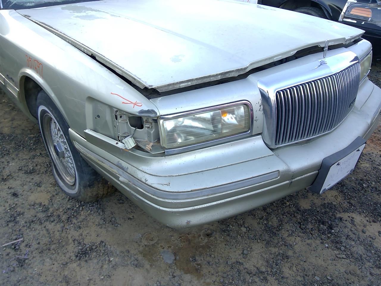 https://f005.backblazeb2.com/file/img-partshotlines-com/Inventory/SW52/Vehicle/20633_05.jpg