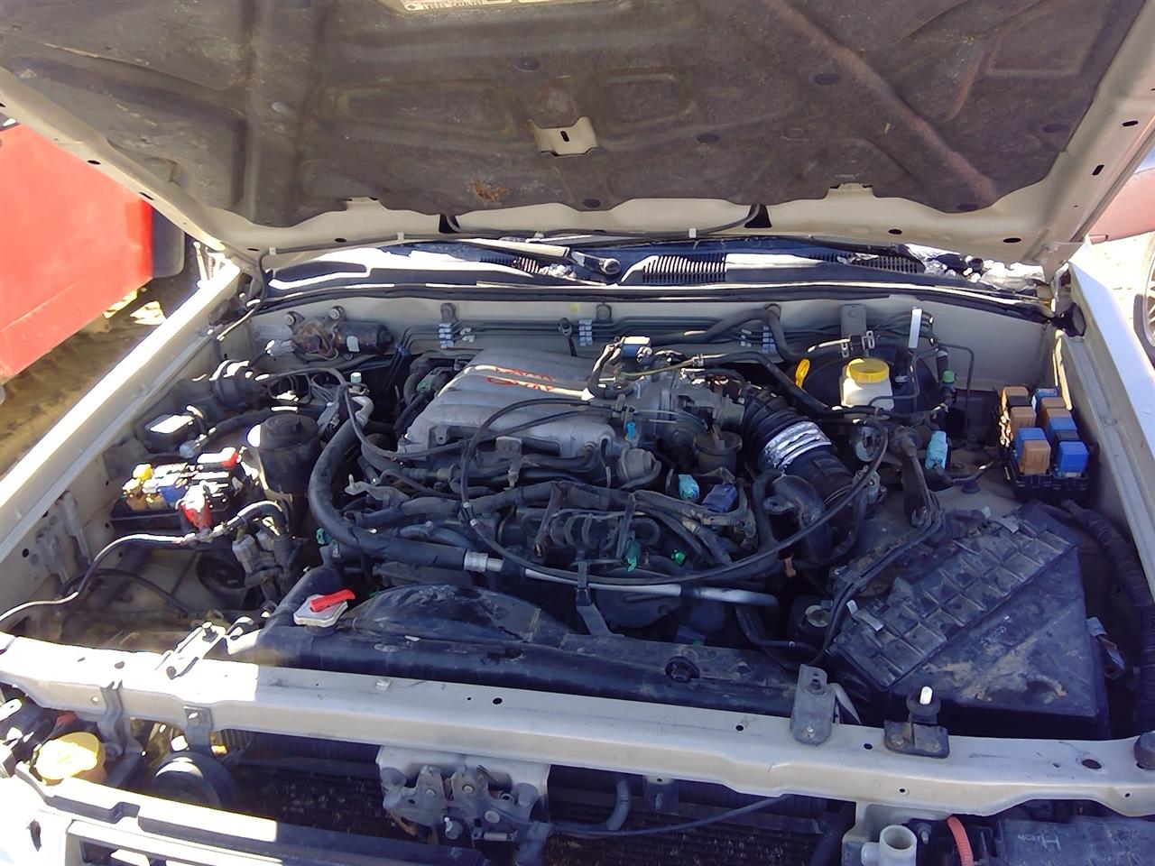 https://f005.backblazeb2.com/file/img-partshotlines-com/Inventory/SW52/Vehicle/20657_06.jpg