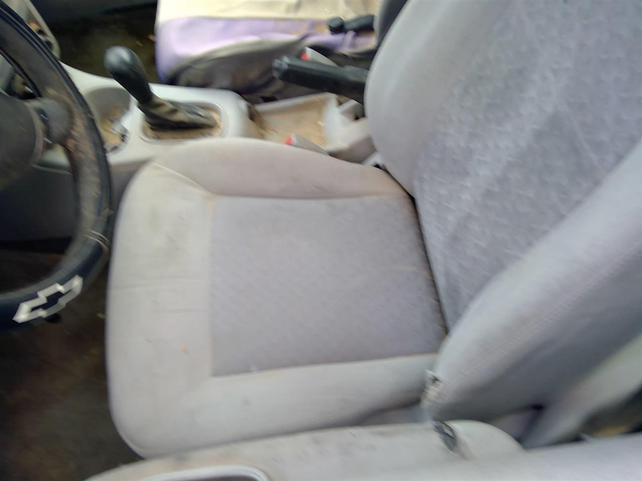 https://f005.backblazeb2.com/file/img-partshotlines-com/Inventory/SW52/Vehicle/20672_04.jpg