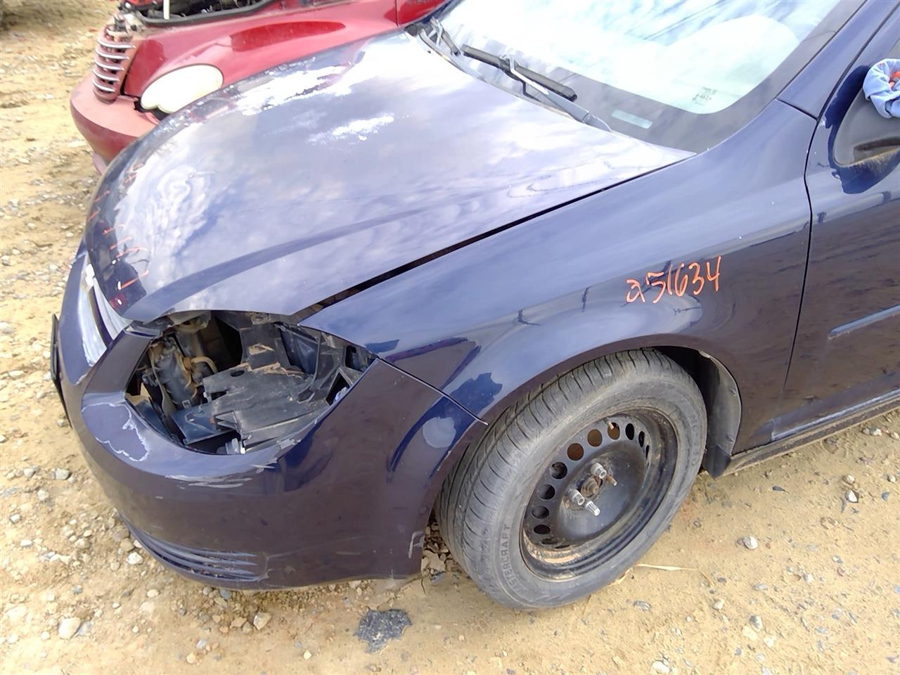 https://f005.backblazeb2.com/file/img-partshotlines-com/Inventory/SW52/Vehicle/20672_09.jpg