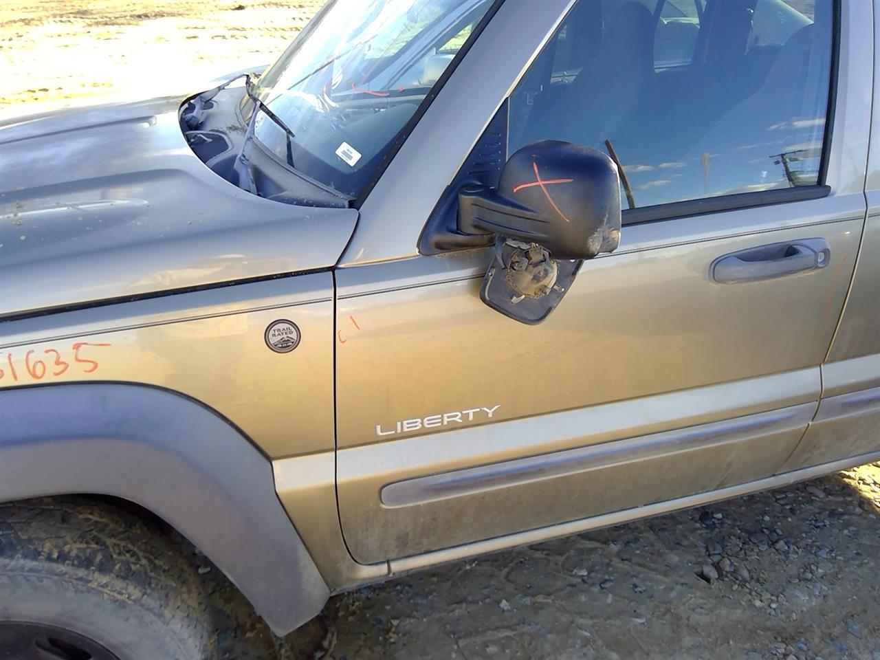 https://f005.backblazeb2.com/file/img-partshotlines-com/Inventory/SW52/Vehicle/20673_11.jpg