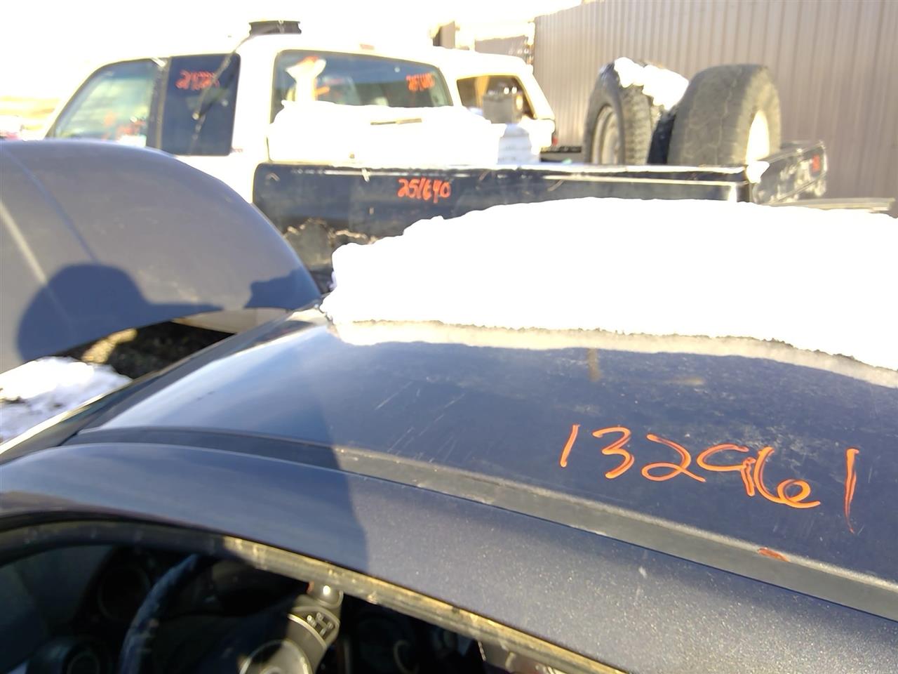 https://f005.backblazeb2.com/file/img-partshotlines-com/Inventory/SW52/Vehicle/20676_04.jpg
