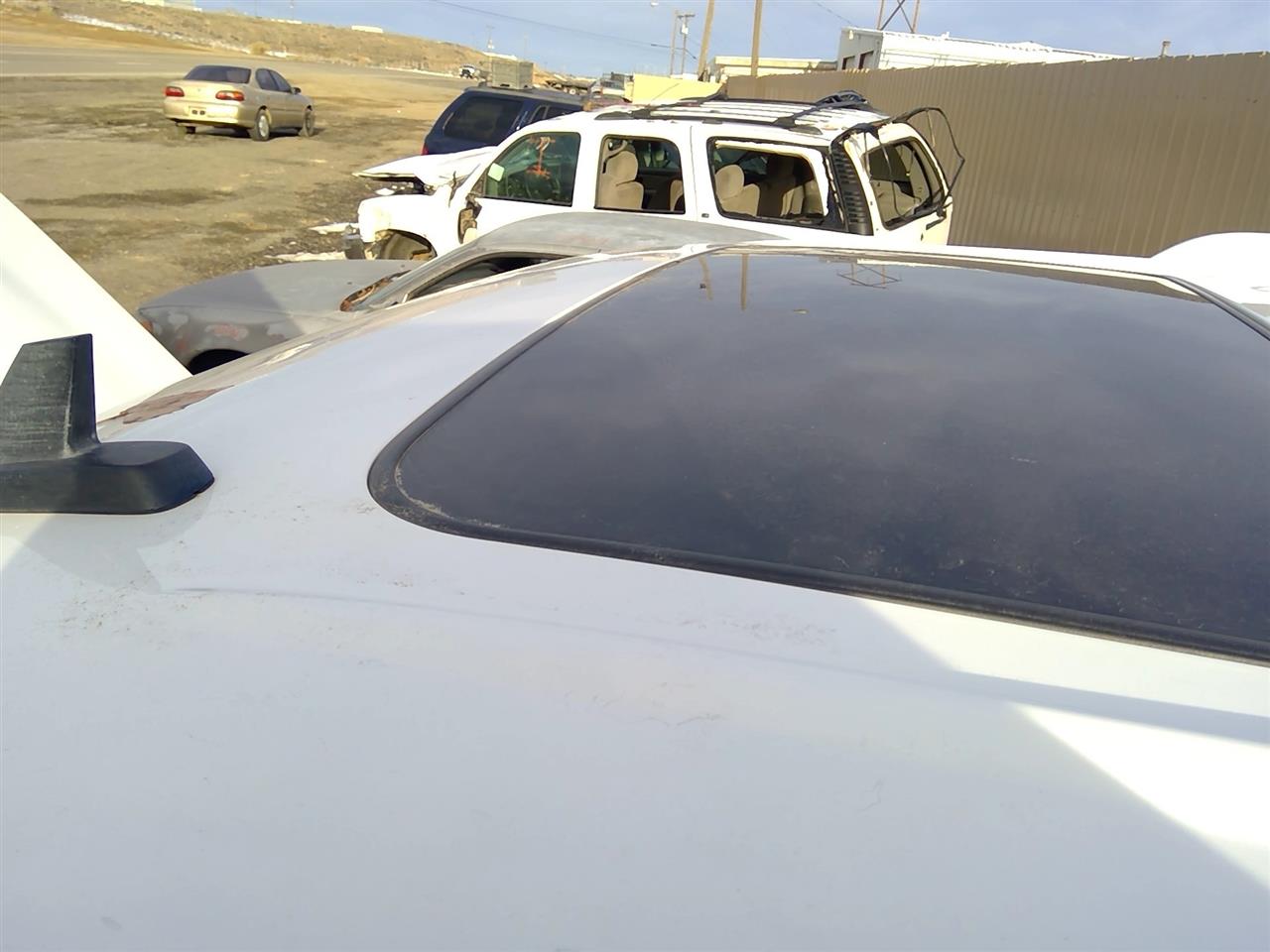 https://f005.backblazeb2.com/file/img-partshotlines-com/Inventory/SW52/Vehicle/20704_05.jpg