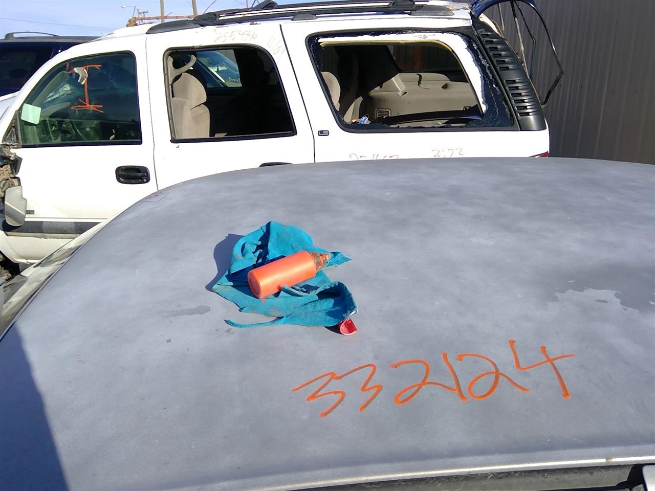 https://f005.backblazeb2.com/file/img-partshotlines-com/Inventory/SW52/Vehicle/20707_04.jpg