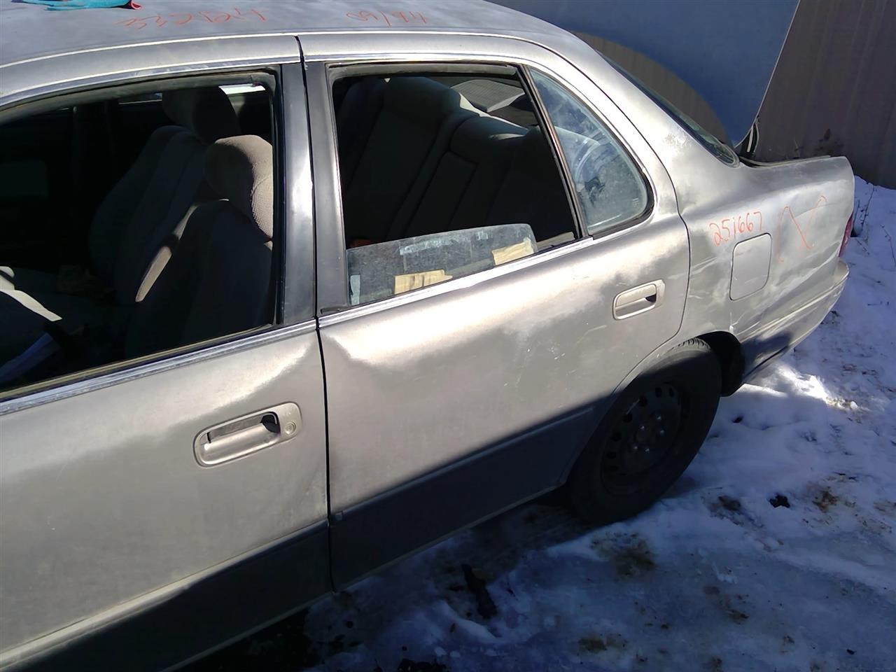 https://f005.backblazeb2.com/file/img-partshotlines-com/Inventory/SW52/Vehicle/20707_11.jpg