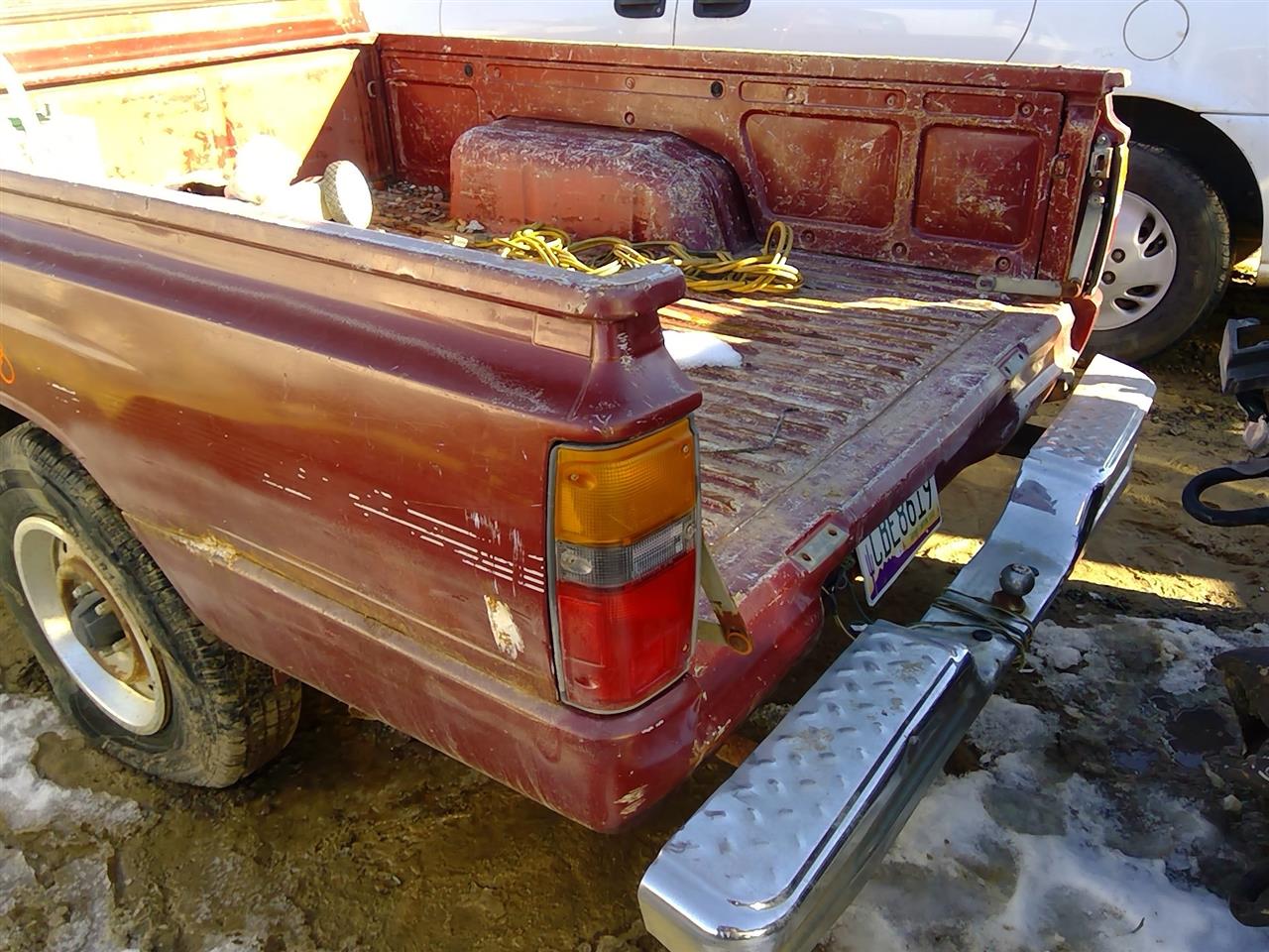 https://f005.backblazeb2.com/file/img-partshotlines-com/Inventory/SW52/Vehicle/20718_10.jpg