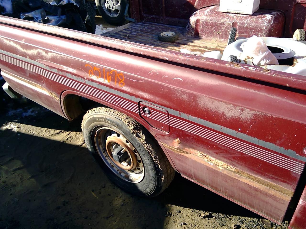 https://f005.backblazeb2.com/file/img-partshotlines-com/Inventory/SW52/Vehicle/20718_12.jpg