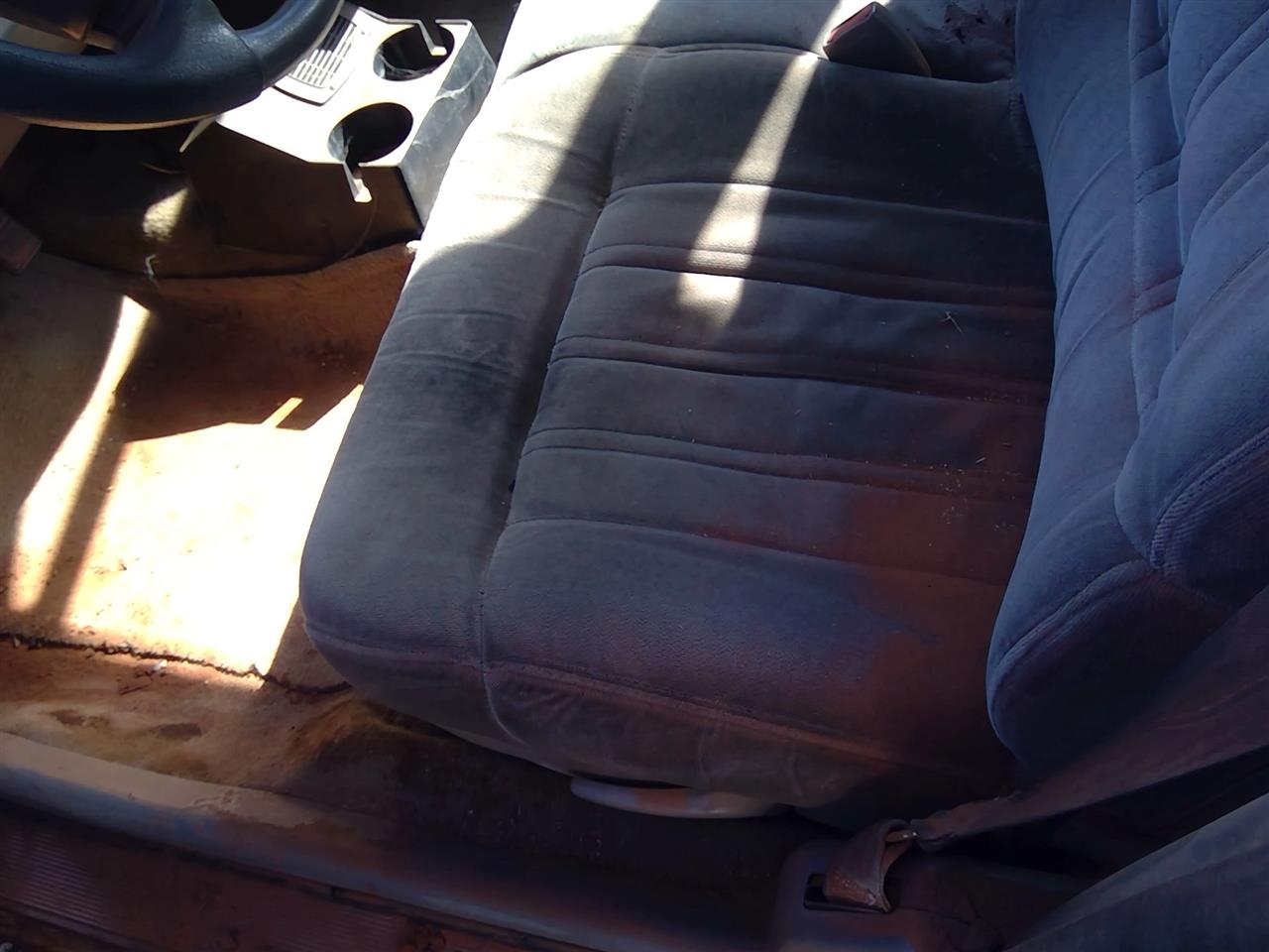 https://f005.backblazeb2.com/file/img-partshotlines-com/Inventory/SW52/Vehicle/20719_03.jpg