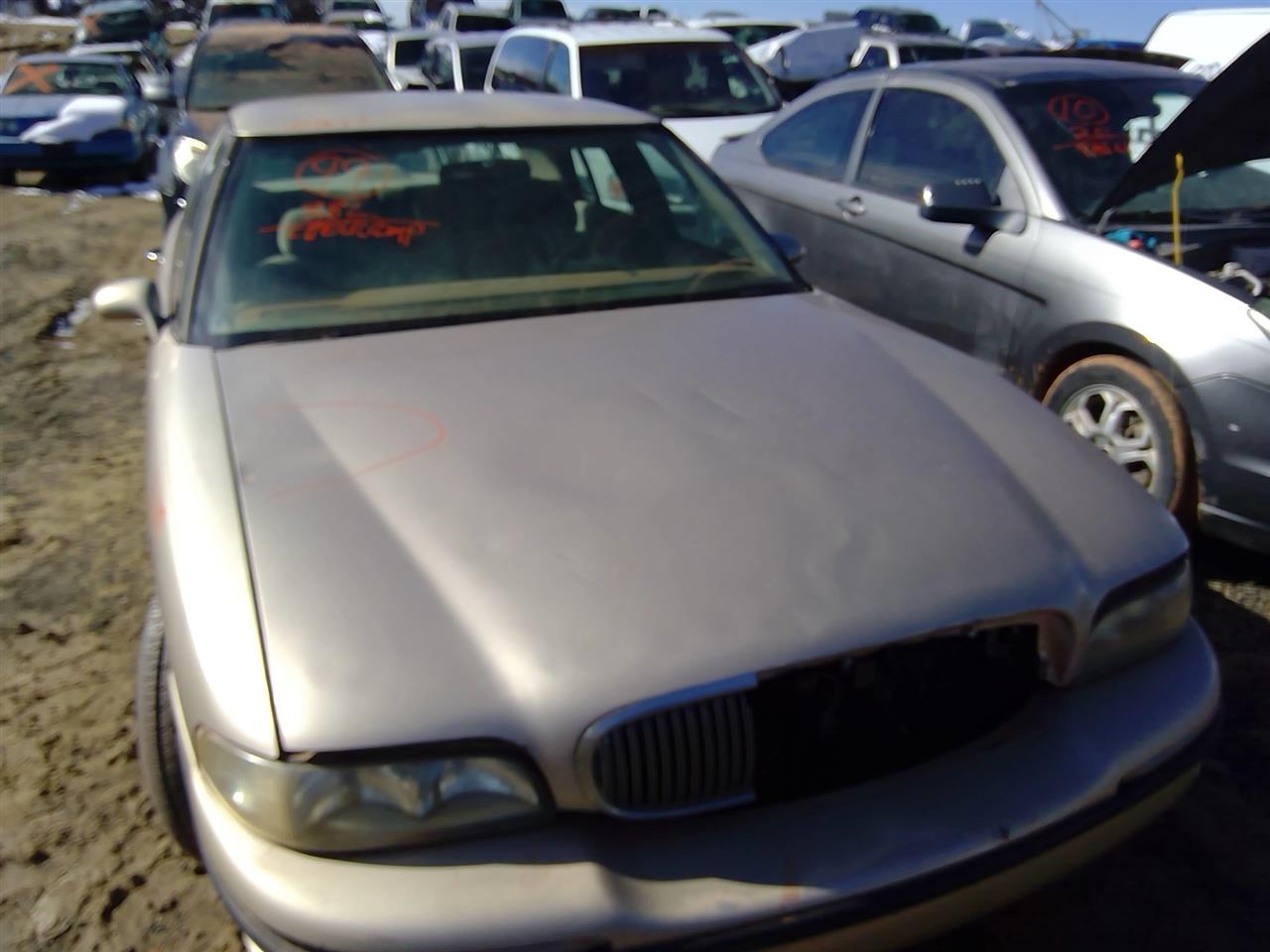https://f005.backblazeb2.com/file/img-partshotlines-com/Inventory/SW52/Vehicle/20719_08.jpg