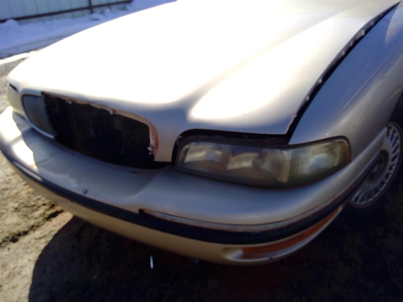 https://f005.backblazeb2.com/file/img-partshotlines-com/Inventory/SW52/Vehicle/20719_09.jpg