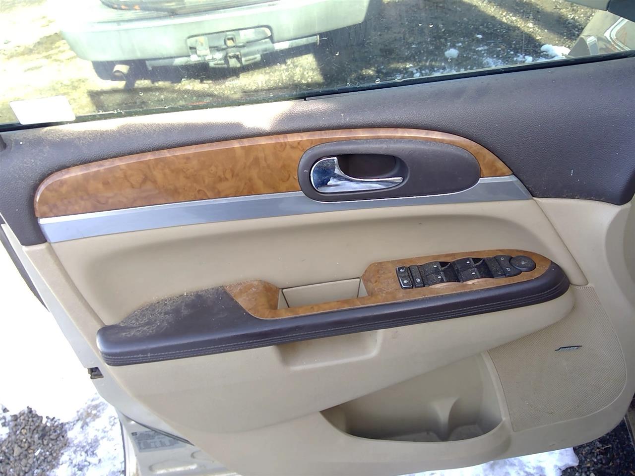 https://f005.backblazeb2.com/file/img-partshotlines-com/Inventory/SW52/Vehicle/20721_02.jpg