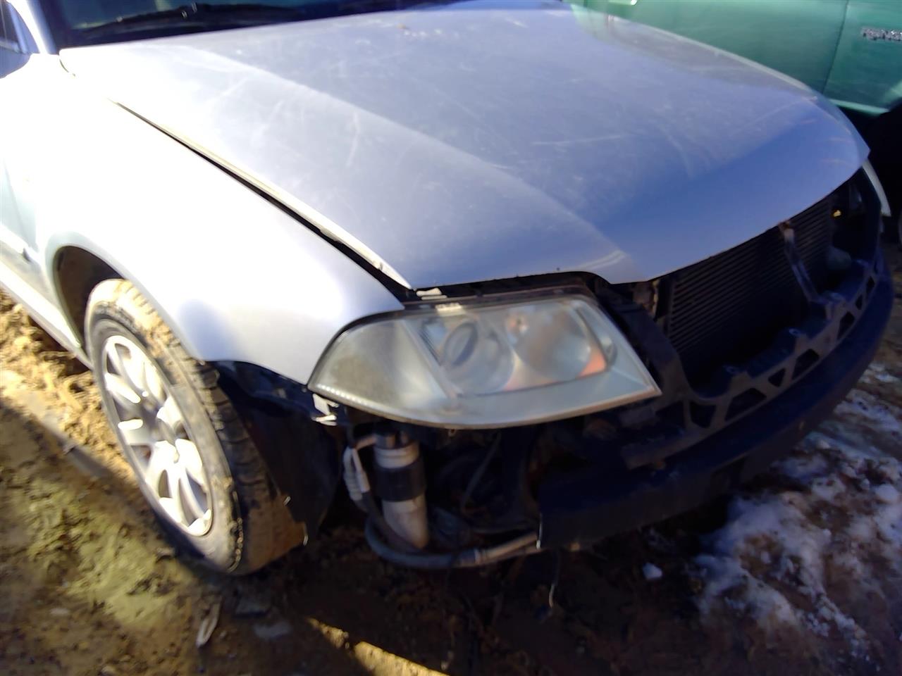 https://f005.backblazeb2.com/file/img-partshotlines-com/Inventory/SW52/Vehicle/20729_06.jpg
