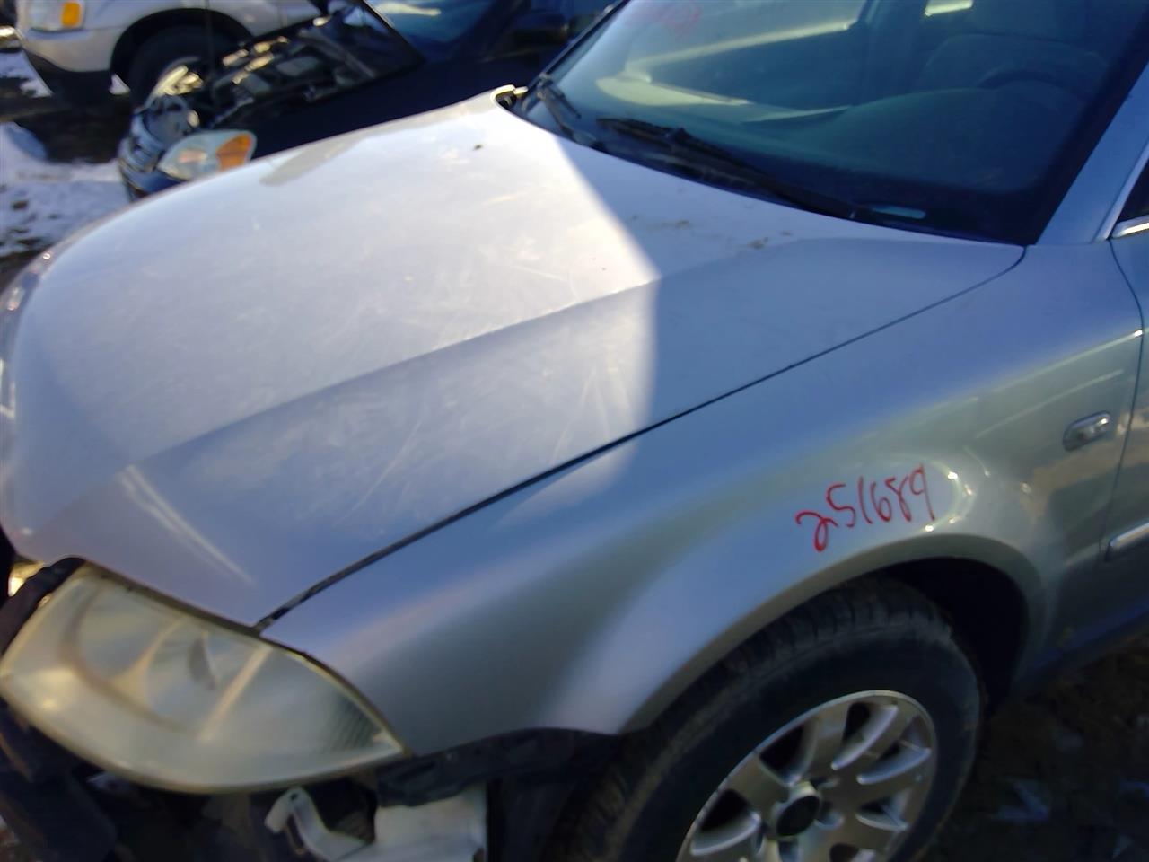 https://f005.backblazeb2.com/file/img-partshotlines-com/Inventory/SW52/Vehicle/20729_09.jpg