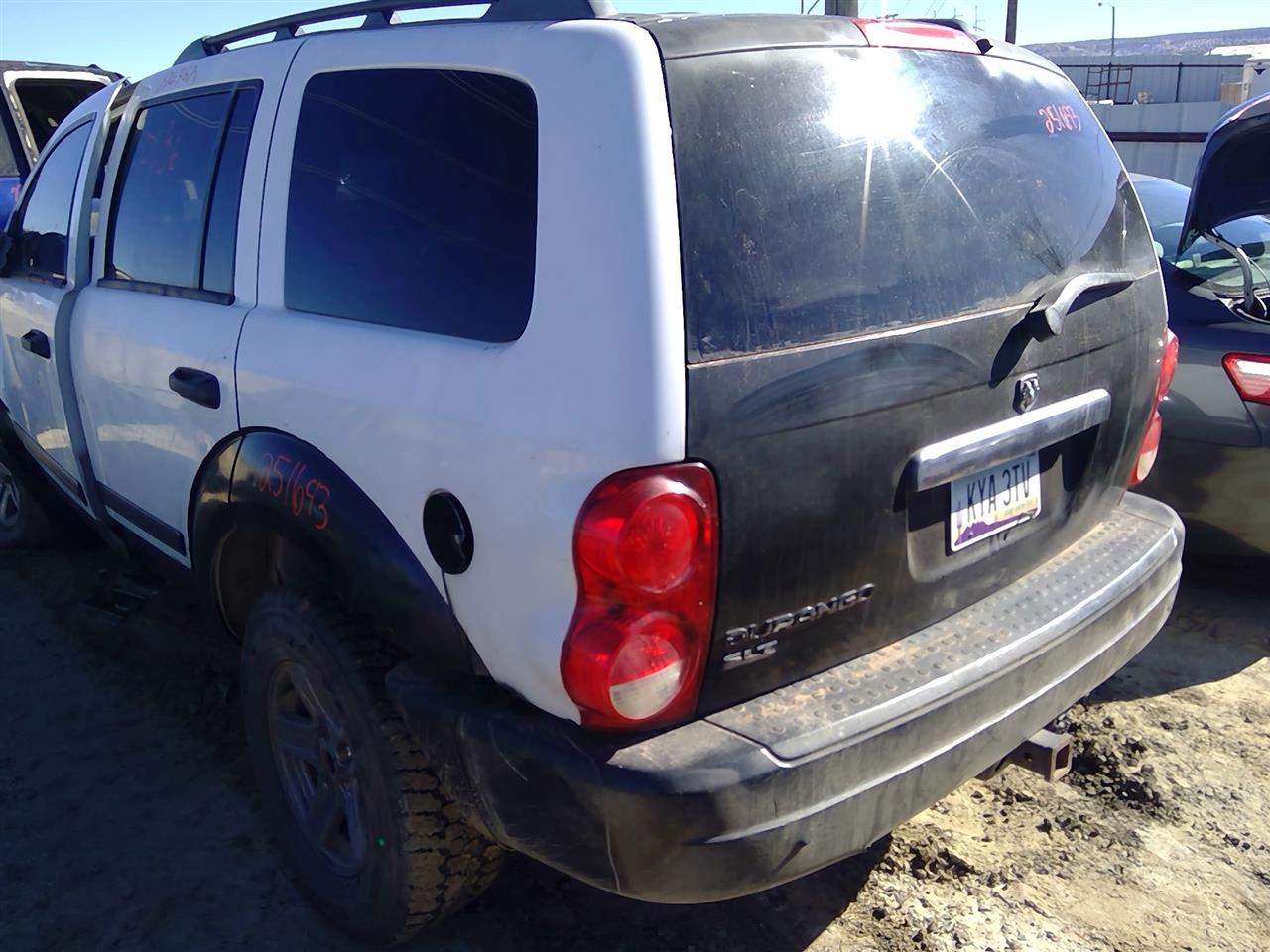 https://f005.backblazeb2.com/file/img-partshotlines-com/Inventory/SW52/Vehicle/20733_09.jpg