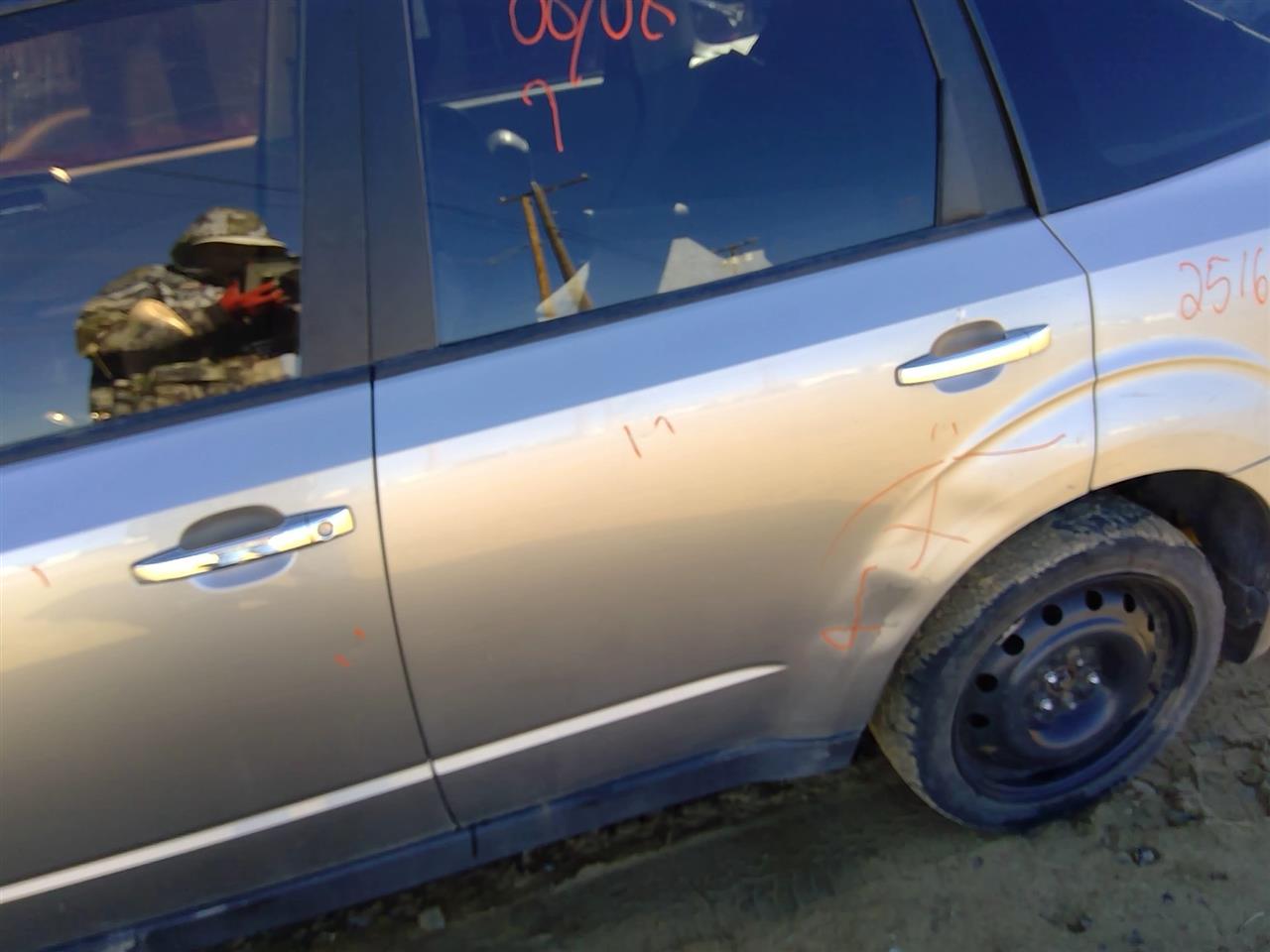 https://f005.backblazeb2.com/file/img-partshotlines-com/Inventory/SW52/Vehicle/20735_12.jpg