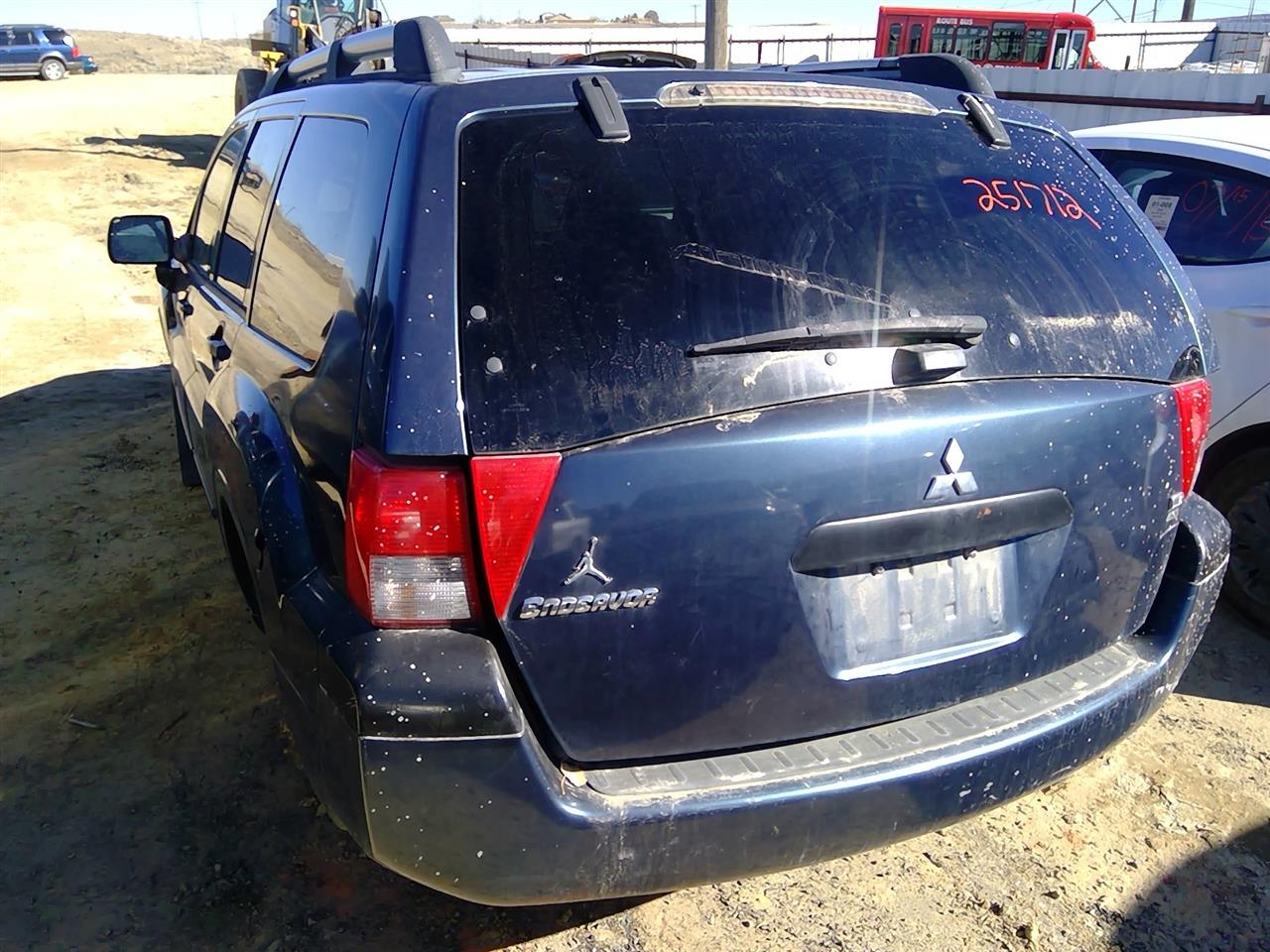 https://f005.backblazeb2.com/file/img-partshotlines-com/Inventory/SW52/Vehicle/20753_13.jpg