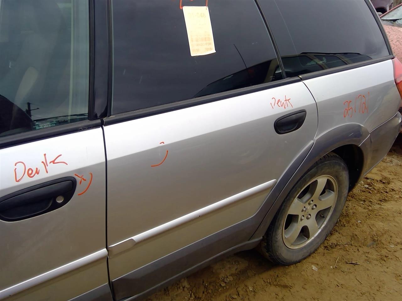 https://f005.backblazeb2.com/file/img-partshotlines-com/Inventory/SW52/Vehicle/20762_11.jpg