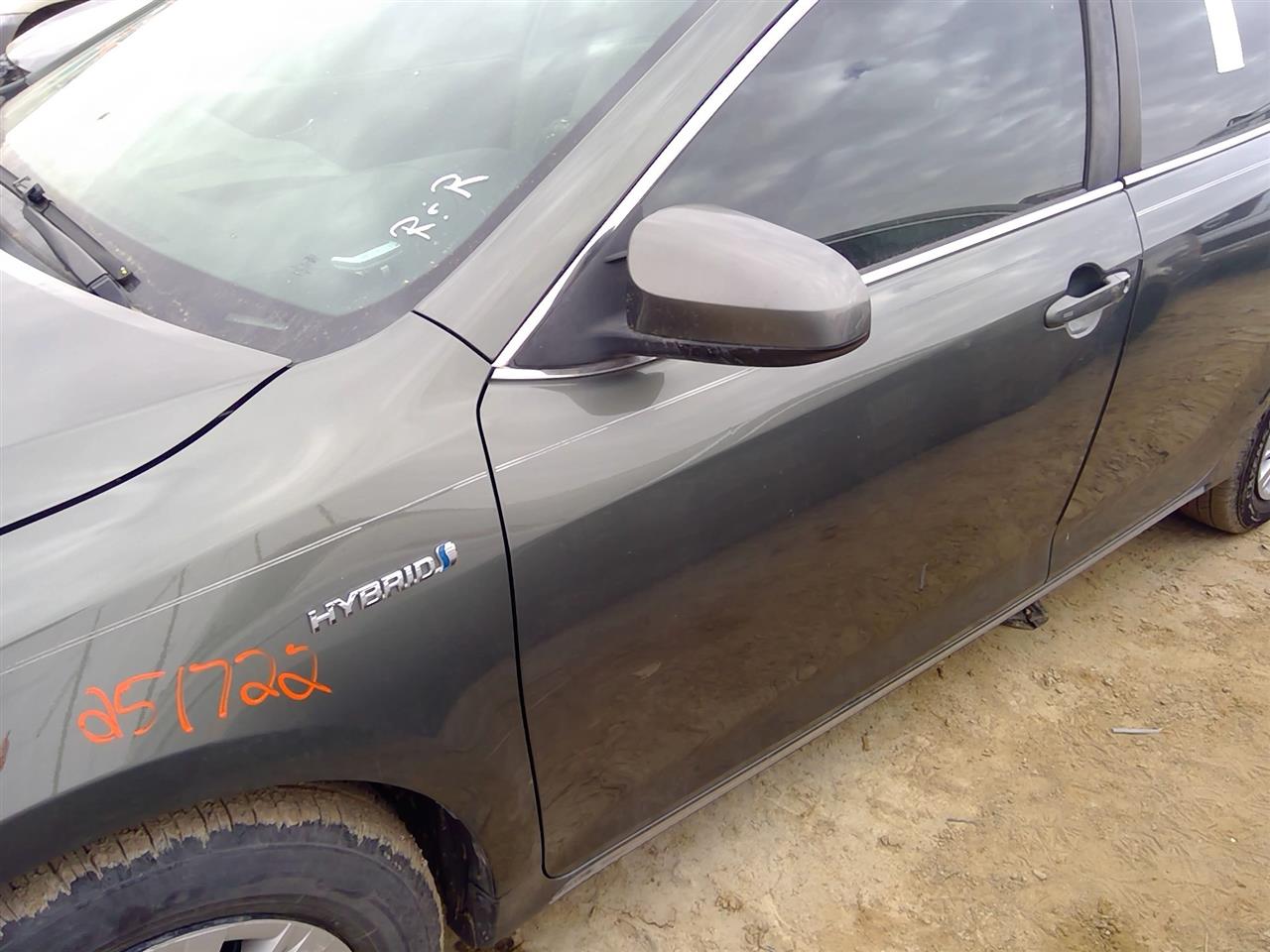 https://f005.backblazeb2.com/file/img-partshotlines-com/Inventory/SW52/Vehicle/20763_10.jpg