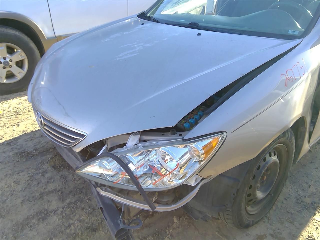https://f005.backblazeb2.com/file/img-partshotlines-com/Inventory/SW52/Vehicle/20772_08.jpg