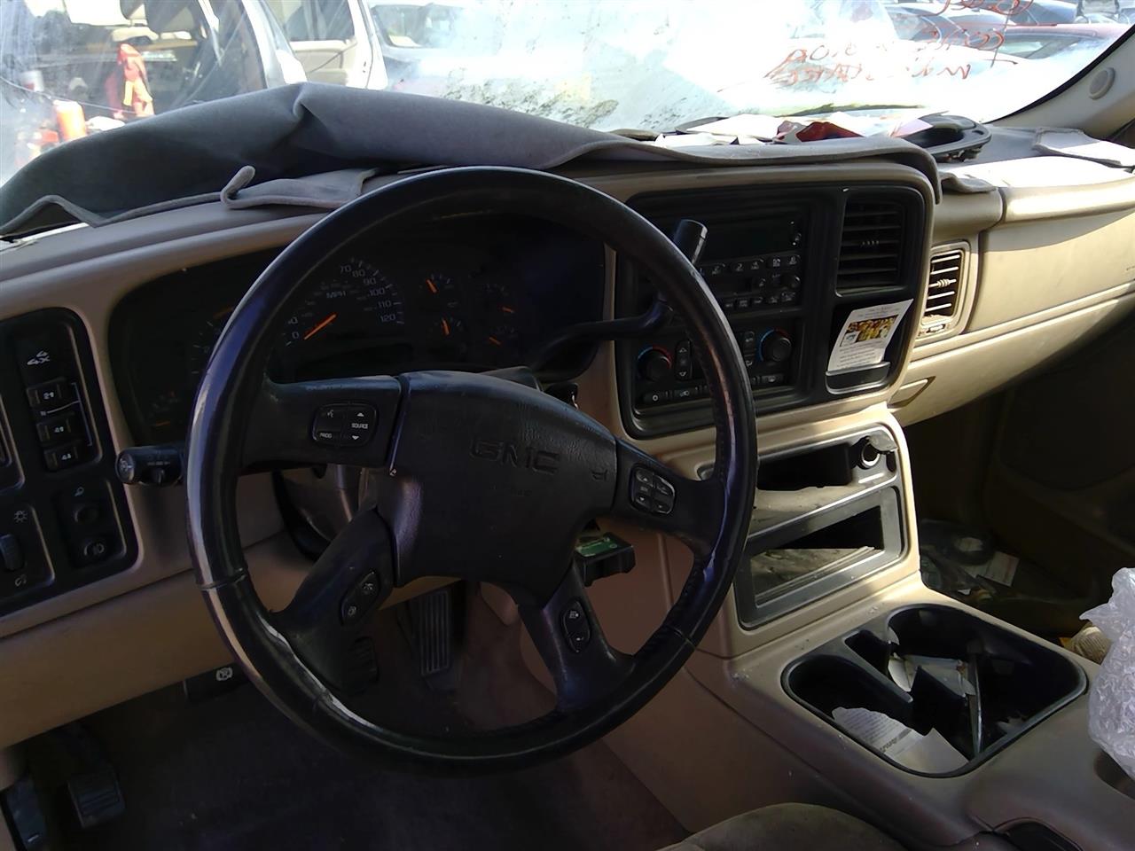 https://f005.backblazeb2.com/file/img-partshotlines-com/Inventory/SW52/Vehicle/20777_04.jpg