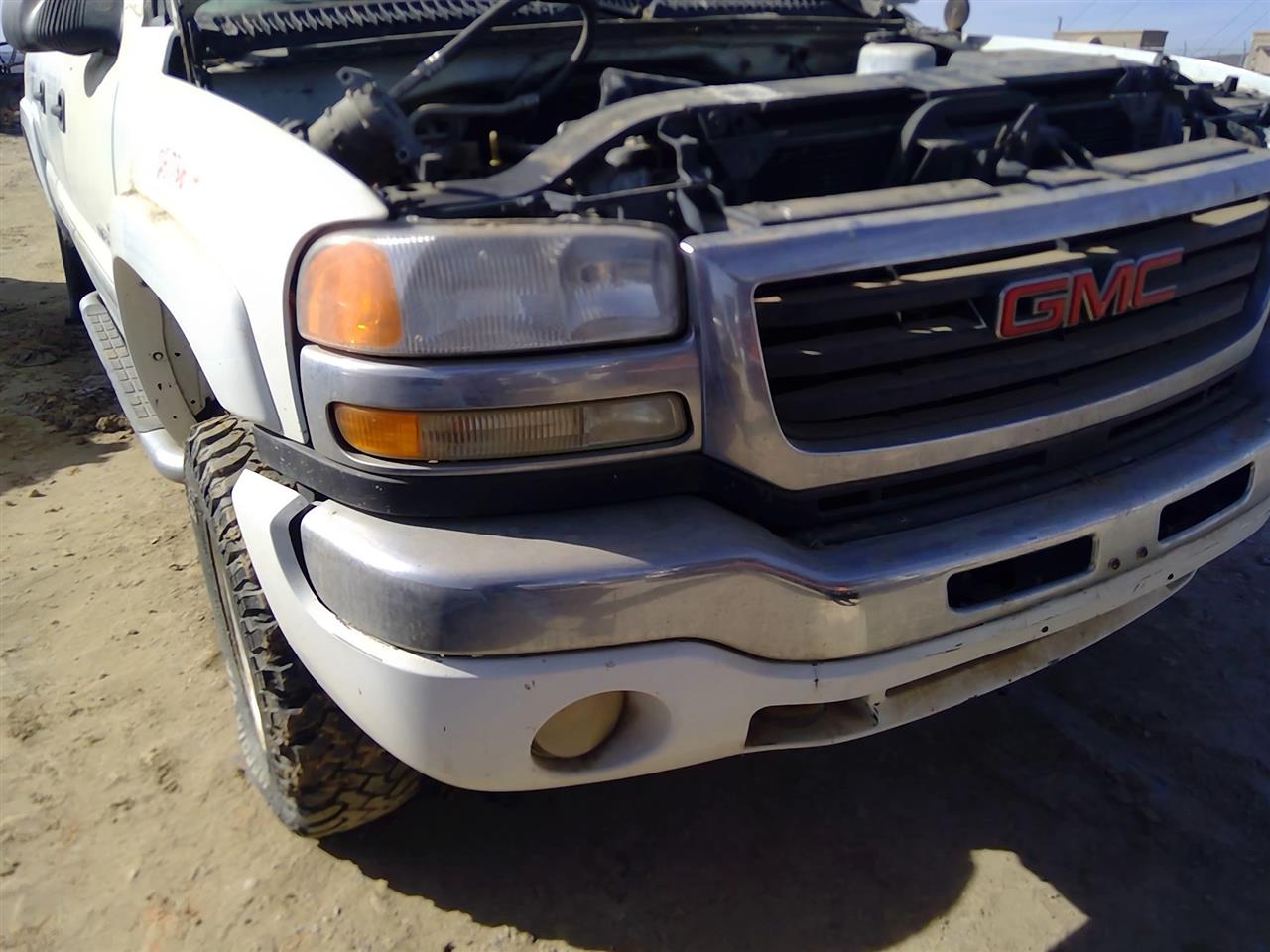 https://f005.backblazeb2.com/file/img-partshotlines-com/Inventory/SW52/Vehicle/20777_10.jpg